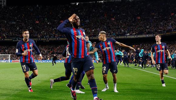 Franck Kessié le dio el triunfo al Barcelona sobre el Real Madrid en los minutos finales del encuentro. Foto: Reuters.