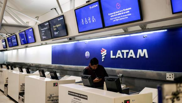 La aerolínea Latam restablecerá desde este junio algunas de sus rutas entre Europa y América Latina. (Foto: AFP)