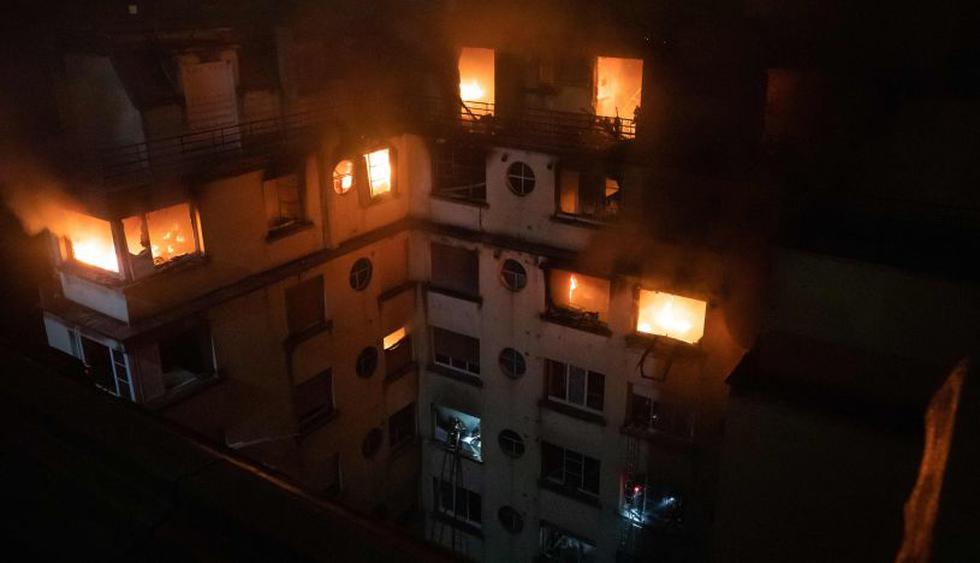 Diez muertos en un incendio en un edificio de la capital de Francia. (Foto: AFP)