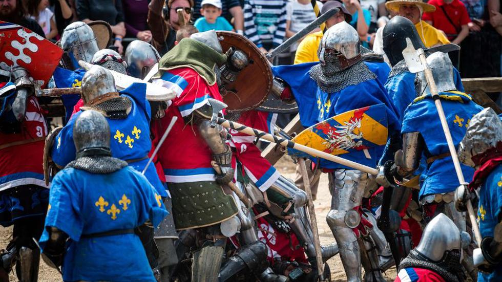 Así inició el Campeonato Mundial de Batallas Medievales "de contacto total" en Serbia | FOTOS. (AFP)