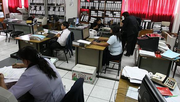 El Estado le exige al sector privado que reconozca beneficios que él mismo no cumple. (Perú21)