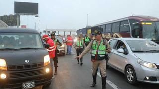 Sutran y PNP ejecutaron operativo conjunto contra el transporte informal en la Panamericana Sur