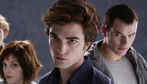 Robert Pattinson saltó a la fama con el papel de Edward Cullen en la saga “Crepúsculo" (Foto: IMDB)