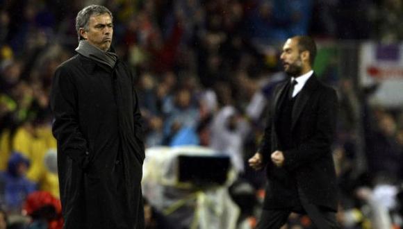 Guardiola y Mourinho han tenido entredichos varias veces. (Reuters)