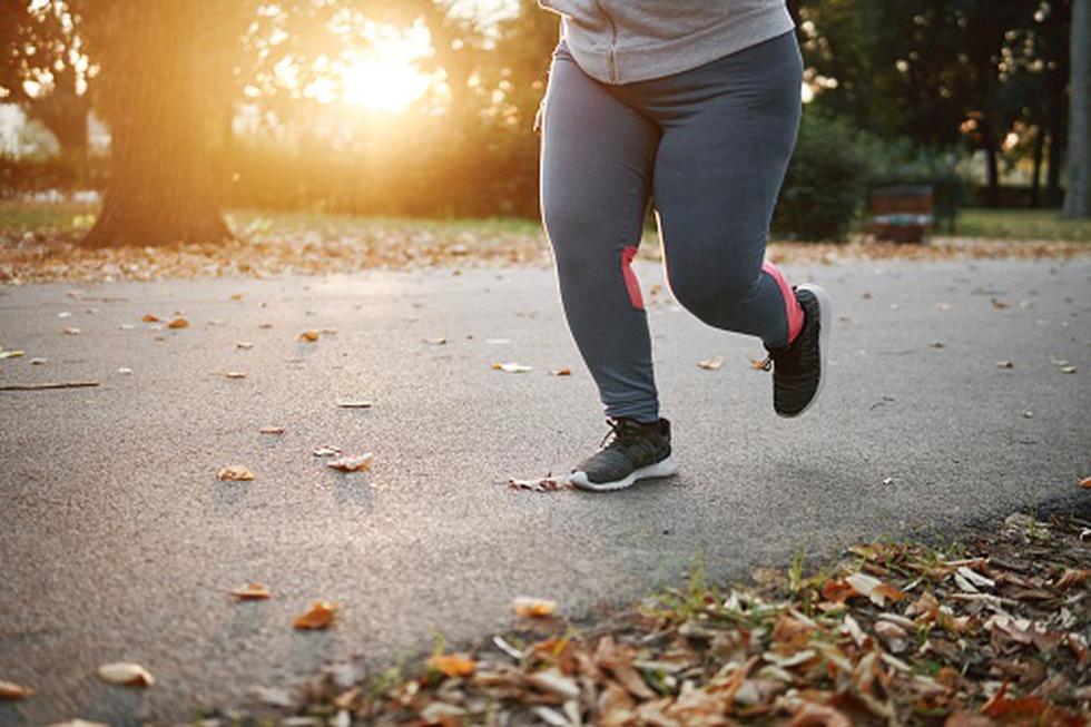 ¿Quieres bajar de peso pero tus genes no te dejan? Estos son los cinco mejores ejercicios para tu caso. (Getty)