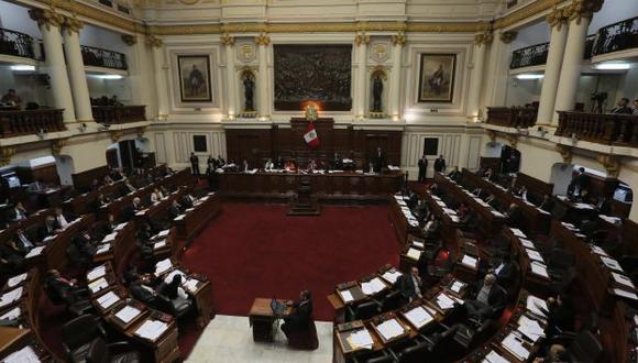 Frente Amplio y Acción Popular rechazan elección de Chlimper, Rey y Cuba como miembros del BCR. (Perú21)