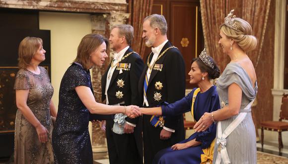 La Reina consorte Letizia Ortiz es la esposa de Felipe VI (Foto: EFE).