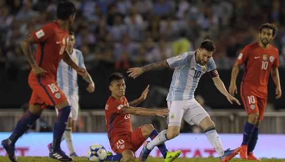 Argentina y Chile se verán nuevamente las caras en una Copa América. (Foto: AFP)