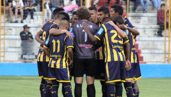 Sport Rosario clasificó a la Copa Sudamericana, donde enfrentará a Cerro como primer rival, tras quedar en el séptimo lugar del acumulado de la temporada previa del fútbol peruano. (@SportRosarioHZ)