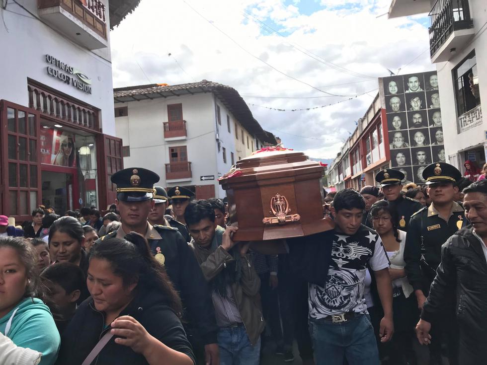 Hoy le dieron el último adiós a Juanita Mendoza, víctima del feminicidio y machismo. (CajamarcaReporteros)