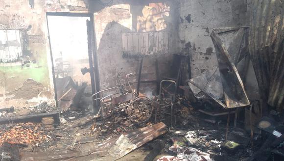 Incendio consumió vivienda en distrito de La Victoria. (COER Lambayeque)
