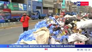 Vecinos preocupados por acumulación de basura en calles de La Victoria