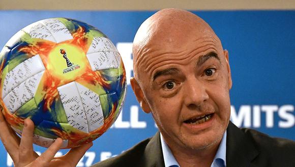 Gianni Infantino, presidente de la FIFA, aseguró que estudian la posibilidad de jugar el Mundial Qatar 2022 con 48 selecciones. (Foto: AFP)