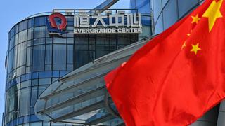 Gigante chino Evergrande anuncia acuerdo para evitar impago de bono clave
