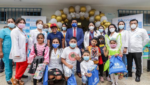 Son ocho menores con leucemia, linfomas y otros tumores sólidos los que llevaron un completo tratamiento en el hospital Sabogal. (Foto: Essalud)