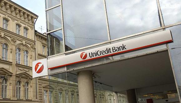 Unicredit, uno de los principales bancos de Italia, también se vio afectado por la baja.  (Romania Business)