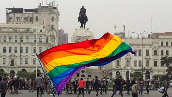 Municipalidad de Lima no permitió que la Marcha del Orgullo Gay ocurra en la Plaza San Martín. (Composición)
