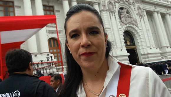 Glave preocupada por falta de resolución para indefinida huelga de docentes en el Perú.