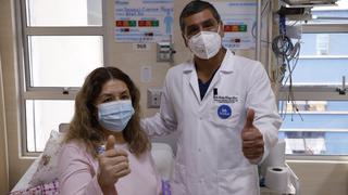 Especialistas de EsSalud salvan la vida a una madre de familia que sufrió aneurisma abdominal