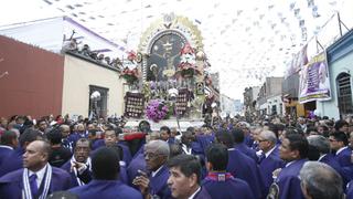 Señor de los Milagros inició su primer recorrido procesional en octubre [Fotos]