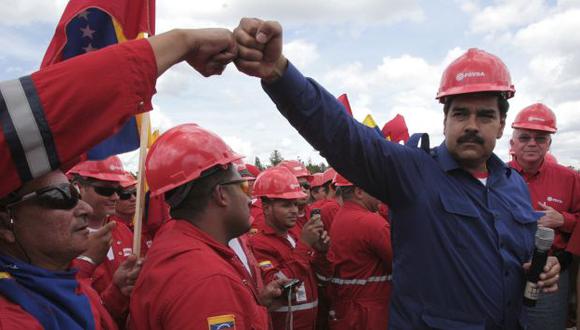 Quiere mitificar a Chávez. (Reuters)