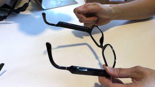 Campaña femenina por el derecho de usar anteojos en el trabajo en Japón 