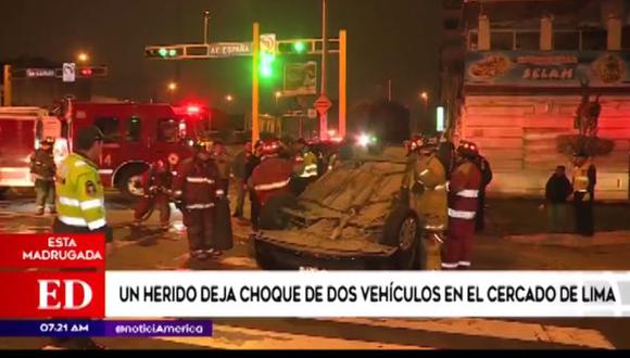 Las primeras informaciones señalan que la causa de este accidente habría sido el exceso de velocidad. (Video: América TV)