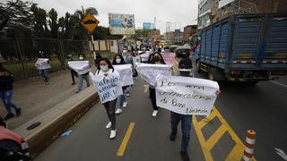 Postulantes de UNMSM protestan por falta de acceso al examen de admisión virtual | FOTOS