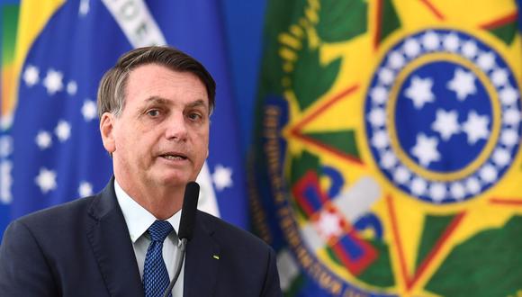 “Esas medidas restrictivas son en algunos estados excesivas, no alcanzaron su objetivo. Aproximadamente 70% de la población se va a contagiar, no tiene sentido querer huir de eso”, señaló Jair Bolsonaro. (Foto: AFP/Evaristo Sa)