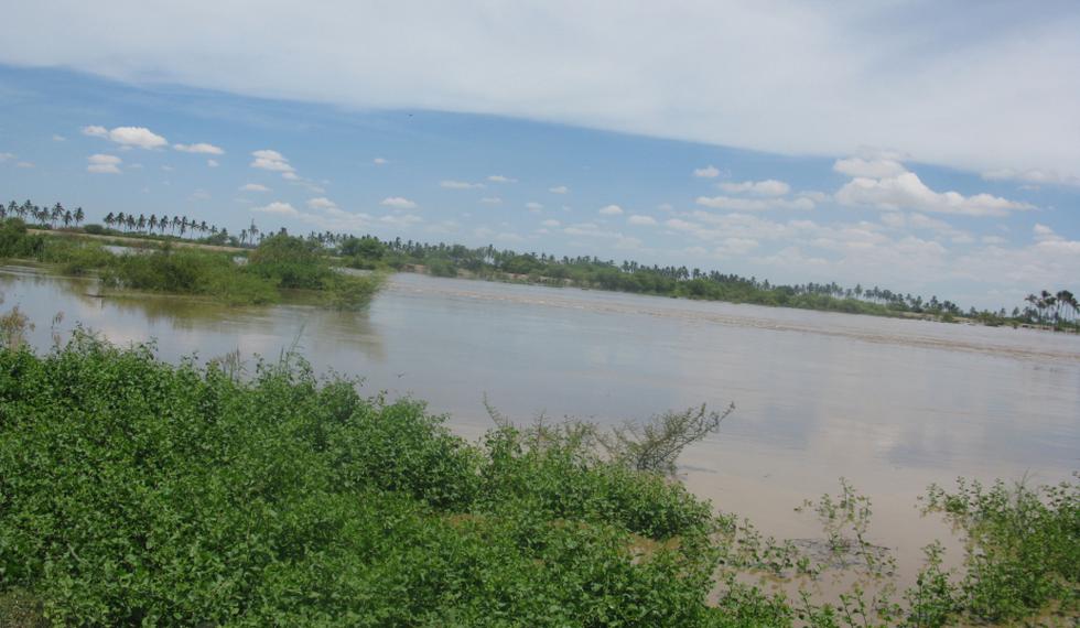 Alerta roja por la crecida del Río Piura. (Perú21)