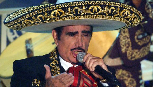 En un comunicado oficial se informó que Vicente Fernández está "grave, pero estable con asistencia ventilatoria" (Foto: Lucy Nicholson / AFP)
