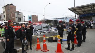 Policía muere tras estrellarse contra minivan en Cercado [VIDEO]