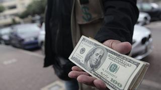Banco Central vendió US$440 millones para evitar que el dólar se dispare