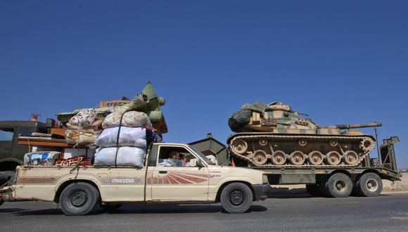 "Vehículos turcos cargados de municiones" se "dirigen hacia Jan Sheijun para socorrer a los terroristas", dijo una fuente del ministerio sirio de Relaciones Exteriores. (Foto: AFP)