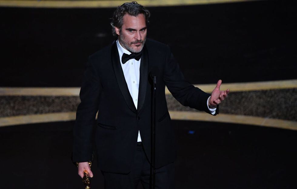 Joaquin Phoenix se llevó el premio a Mejor actor de los Oscar 2020 por su rol protagónico en “Joker”. (Foto: AFP)