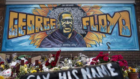 MINNEAPOLIS, MN - JUNE 01: A memorial site where George Floyd died May 25 while in police custody, on June 1, 2020 in Minneapolis, Minnesota. George's brother Terrence Floyd visited the site today and called for justice and the prosecution of all four officers involved in the incident.   Stephen Maturen/Getty Images/AFP
== FOR NEWSPAPERS, INTERNET, TELCOS & TELEVISION USE ONLY ==
