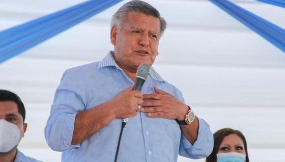 César Acuña explicó los motivo de la visita de la congresista Heidy Juárez a Palacio de Gobierno. (Foto: GEC)