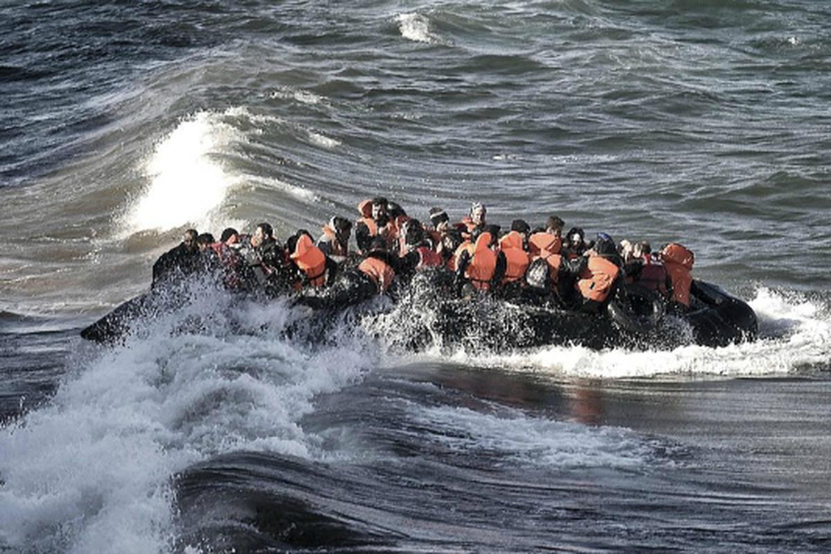 Grecia: Al menos 11 refugiados murieron tras naufragio en mar Egeo | MUNDO  | PERU21