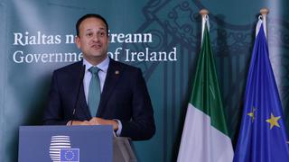 Irlanda dice que extender transición del Brexit no puede sustituir solución en frontera