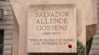 Chile: Rinden homenaje al expresidente Allende y recuerdan el golpe de estado