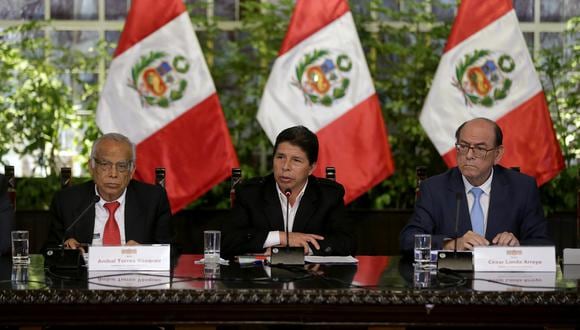 El presidente Pedro Castillo participó en una conferencia de prensa acompañado de varios de sus ministros. (Foto: Presidencia)