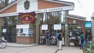 Ayacucho: Estudiantes toman Universidad San Cristóbal de Huamanga