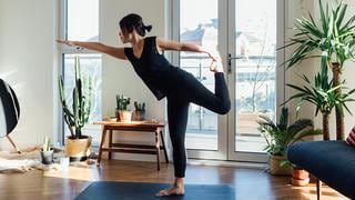 Yoga: Practica esta disciplina y libérate del estrés generado por la pandemia