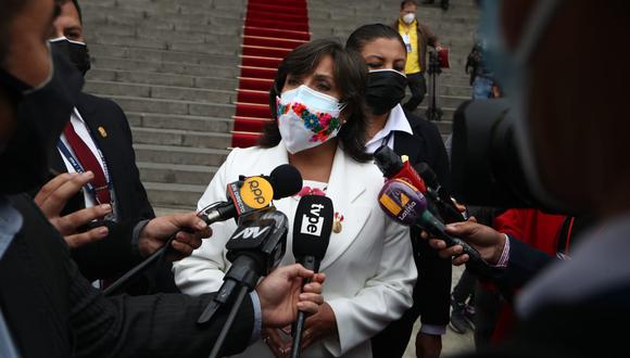 La ministra Dina Boluarte dio detalles sobre el Bono Yanapay Perú que comenzará a entregarse desde el lunes 13 de septiembre. (Foto: Alessandro Currarino / @photo.gec)