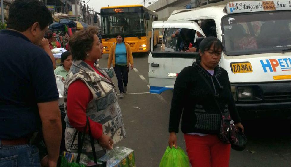 Desde hoy, seis buses alimentadores del Metropolitano llegan al emporio comercial de Gamarra, dando así inicio a la interconexión de este sistema de transporte con el Tren Eléctrico. (Ángel Arroyo)