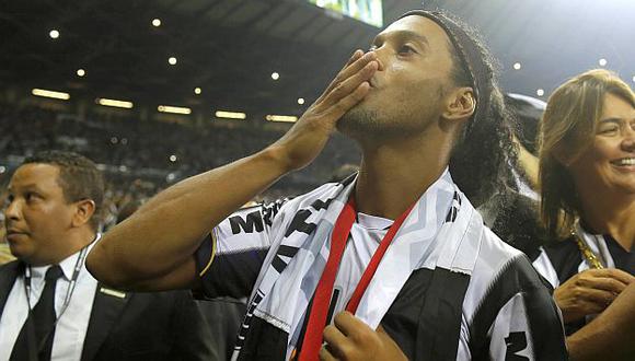 Ronaldinho revivió como el ave fénix en Atlético Mineiro. (AP)