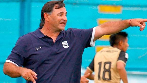 Carlos Bustos es entrenador de Alianza Lima desde inicios de este 2021. (Foto. Liga de Fútbol Profesional)