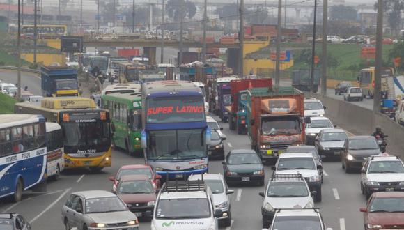 Gobierno amplía devolución de hasta el 70% del ISC a transportistas urbanos. (Foto: GEC)
