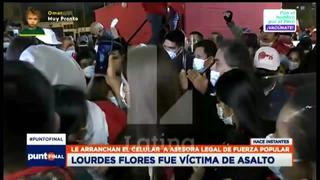 Roban celular a Lourdes Flores en pleno mitin fujimorista