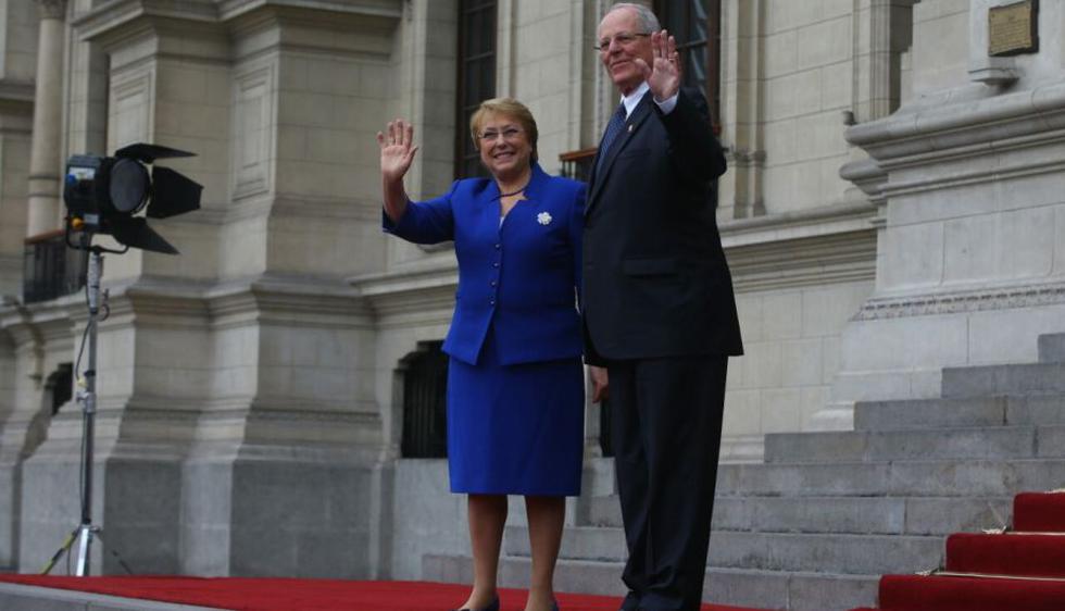 Michelle Bachelet y PPK se reúnen en el primer gabinete binacional Perú-Chile. (Presidencia)